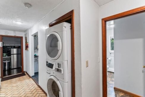 a15d7001-64e9-408e-a68c-75c3e7e982b8